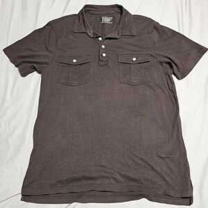 Old Navy 2 Pocket Polo shirt